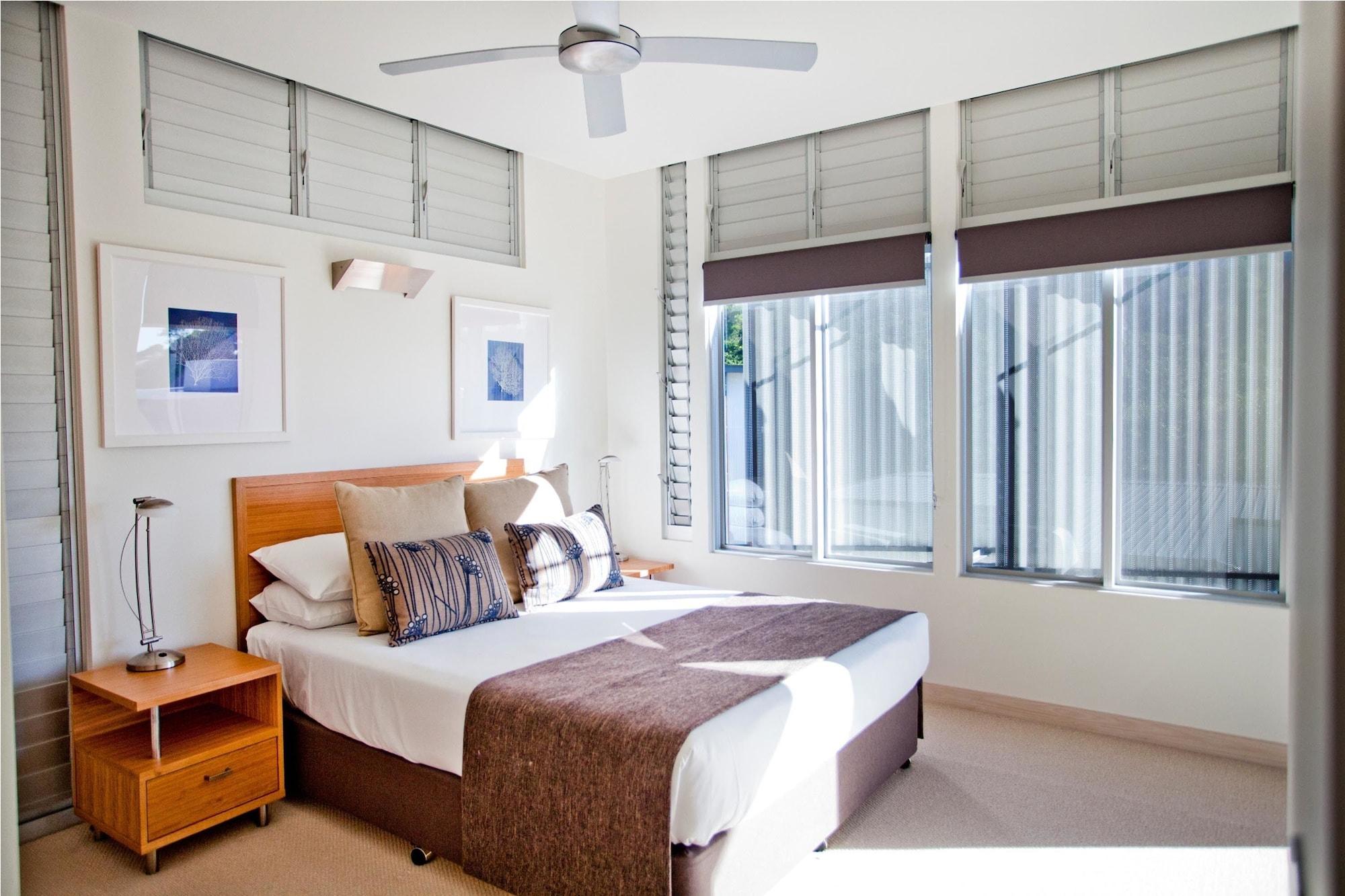 Peppers Noosa Resort And Villas Noosa Heads Exterior foto A bedroom at the resort